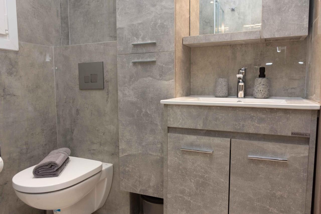 Skg Comfort Apartments Солун Екстериор снимка