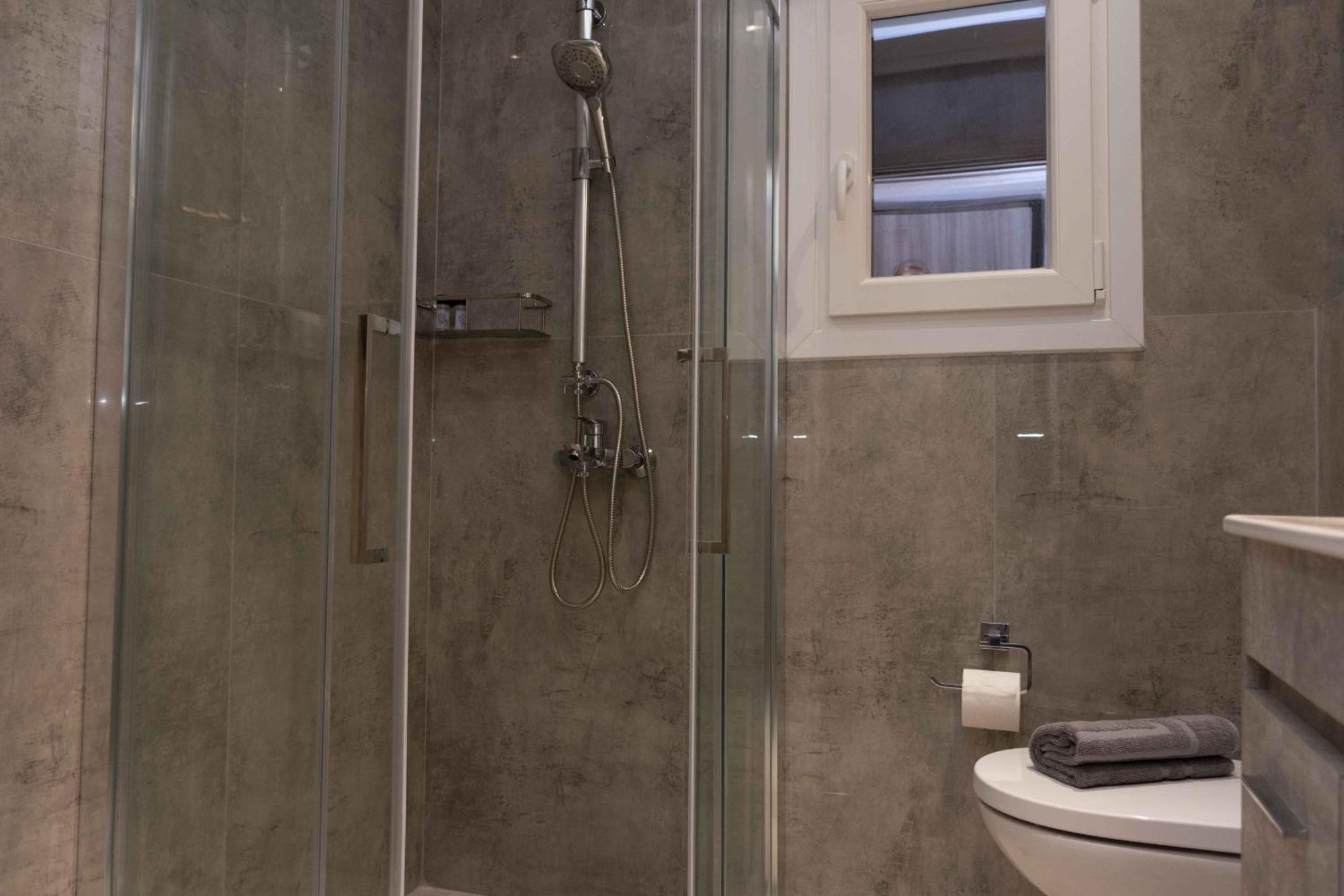 Skg Comfort Apartments Солун Екстериор снимка